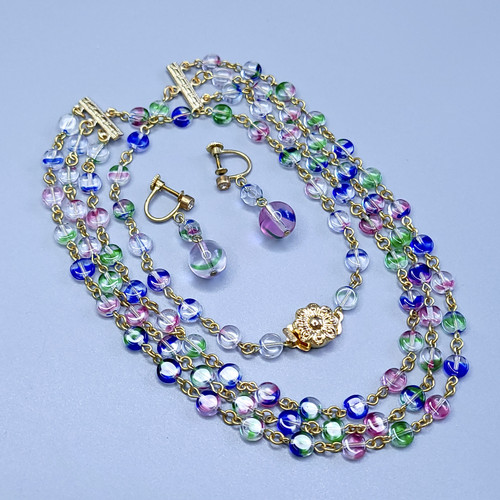 Necklace and earrings - 19'',